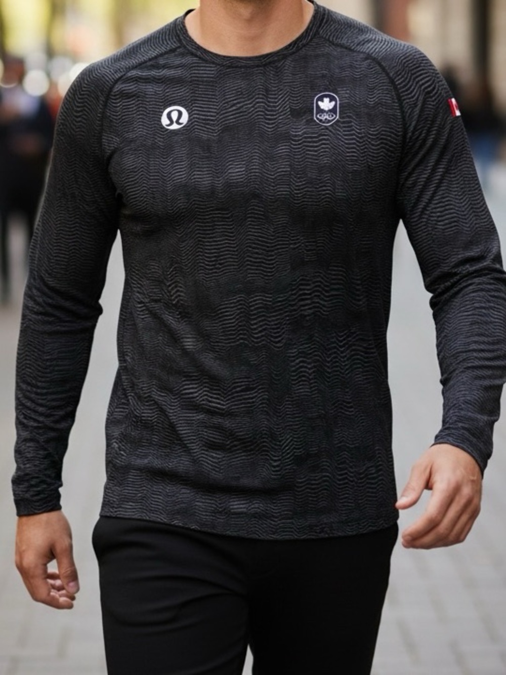 LULULEMON Team Canada Long Sleeved Metal Vent Tech Tee Shirt
